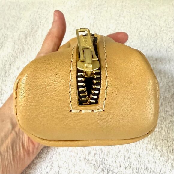 Portland Leather Goods Champagne Ballpark Pouch - Brand New - Picture 4 of 8